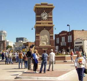 Delano Clocktower, GLMV