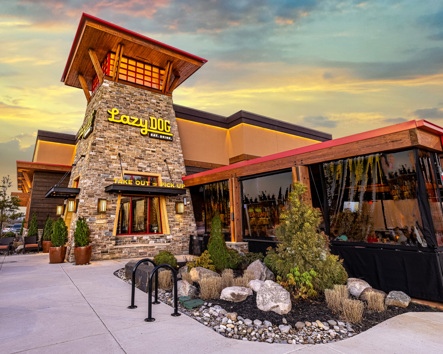 GLMV Brings Distinctive Designs To Lazy Dog Restaurants Across The glmv-brings-distinctive-designs-to-lazy-dog-restaurants-across-the